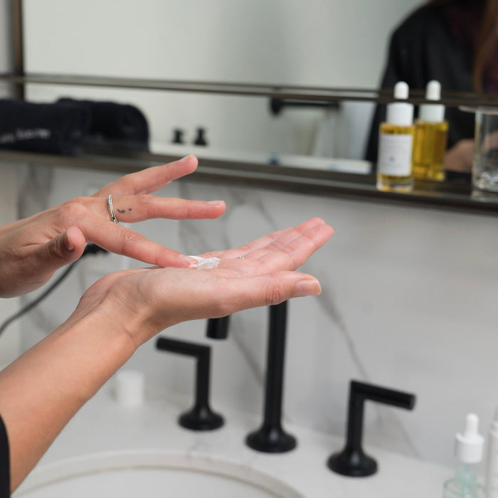 Does Drinking Water Help Dry Skin?
