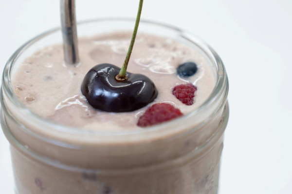 Rich + Refreshing Cherry Chocolate Smoothie Recipe