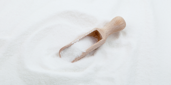 Gluconolactone: The Skincare Acid That Combines Exfoliation & Hydration
