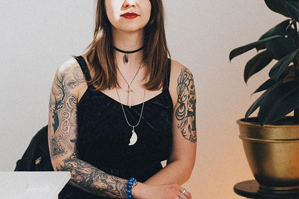 Tarot and Astrology with Liz Worth